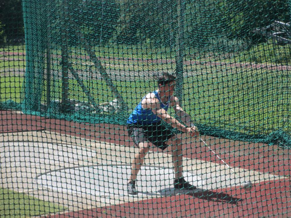 PŘEKONANÉ ODDÍLOVÉ REKORDY Muži Hampl Štěpán 99 muži 60 m 6.72 Hampl Štěpán 99 muži 150 m 15.91 Hampl Štěpán 99 muži 200 m 21.20 Vítek Jakub 01 muži tyč 4.75 Řehák, Holub, Jíra, Hampl muži 4 100 m 41.