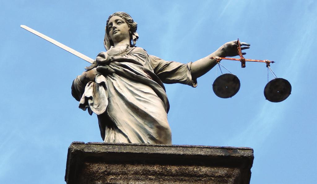 EU musí zajistit větší transparentnost v rozhodovacích procesech, při kontrole lobbistických skupin a zamezování konfliktům zájmu mezi státní správou a podnikatelským sektorem.