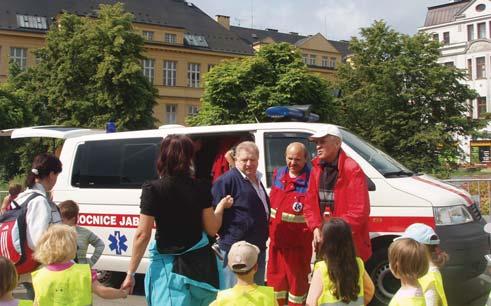 Ivo Jörg (primář interny Nemocnice Jablonec nad Nisou, p.o.) Eva Gregová (vrchní sestra operačních sálů Nemocnice Jablonec nad Nisou, p.o) Ing. Miroslava Zajdová (Jablonex Group, a.s.) Zdravotnická oddělení Název Primář/ka Vedoucí nelékařský pracovník ARO - anesteziologicko resuscitační oddělení MUDr.