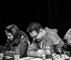 Inscenace je autorským projektem režiséra Pavla Kheka a dramaturgyně Věry Maškové. Druhou červnovou premiéru připravuje v Divadle ABC autorská dvojice Jiří Janků a Petr Svojtka.