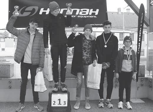 minutě se domácím povedla pěkná akce, kterou gólově zakončil Jakub Szedmák. Sušice si vytvářela další příležitosti, branku Martina Kalného neuznal sudí kvůli spornému ofsajdu. Hrozili ale i hosté.