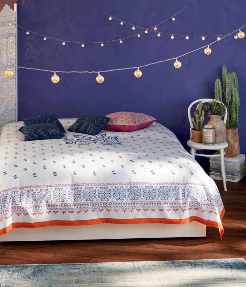 2 Světelný řetěz s LED Kč 249,- 3 Přehoz na postel renforcé S biobavlnou Kč 499,- 2 Světelný řetěz s LED 10 koulí zdobených ornamentálním vzorem.