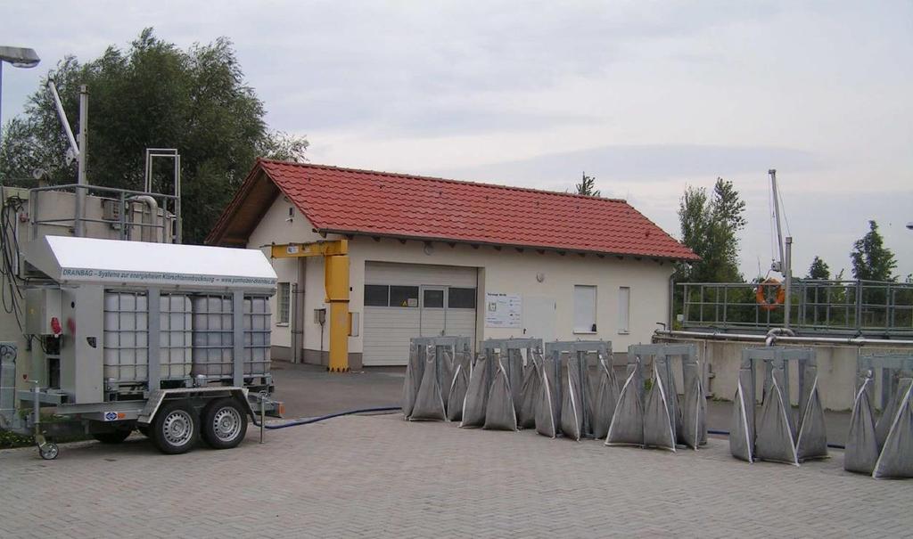 OBRÁZEK 11: PŘEMÍSTITELNÝ PYTLOVÝ ODVODŇOVAČ Schéma jednoduchého