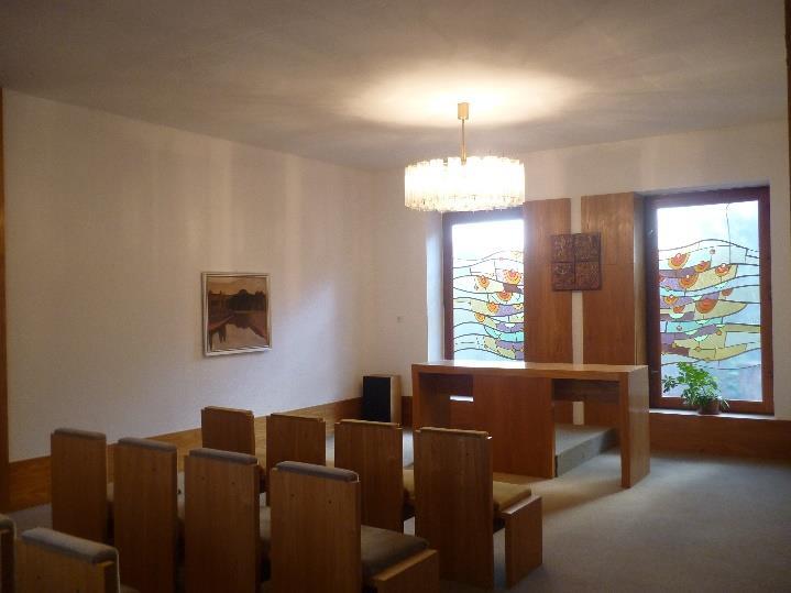 Černochově. Část se nachází na nádvoří zmíněné nemovitosti a na části stojí soukromá stavba. Majitel domu za parcelu zaplatí 6104 Kč. Ceny stanovily znalecké posudky o ceně obvyklé.