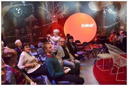 V prosinci jsem využil nabídky a odjel se Třetím věkem Městské knihovny Louny do České televize Praha.