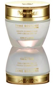 Obsahuje 5 NovAge Time Restore 15 ml 599 Kč výtažek z rostlinných kmenových buněk jitrocele, a modeluje kontury obličeje. Jemně parfémovano.