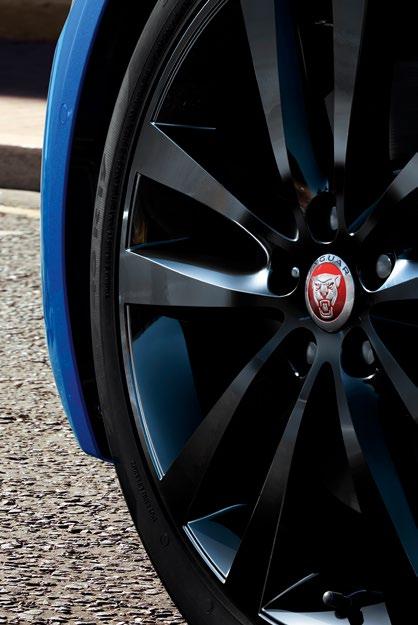 19" kola z lehké slitiny s 5 dvojitými paprsky, Gloss Black (Style 5031) 029US Cena v Kč  DPH 32 090 32