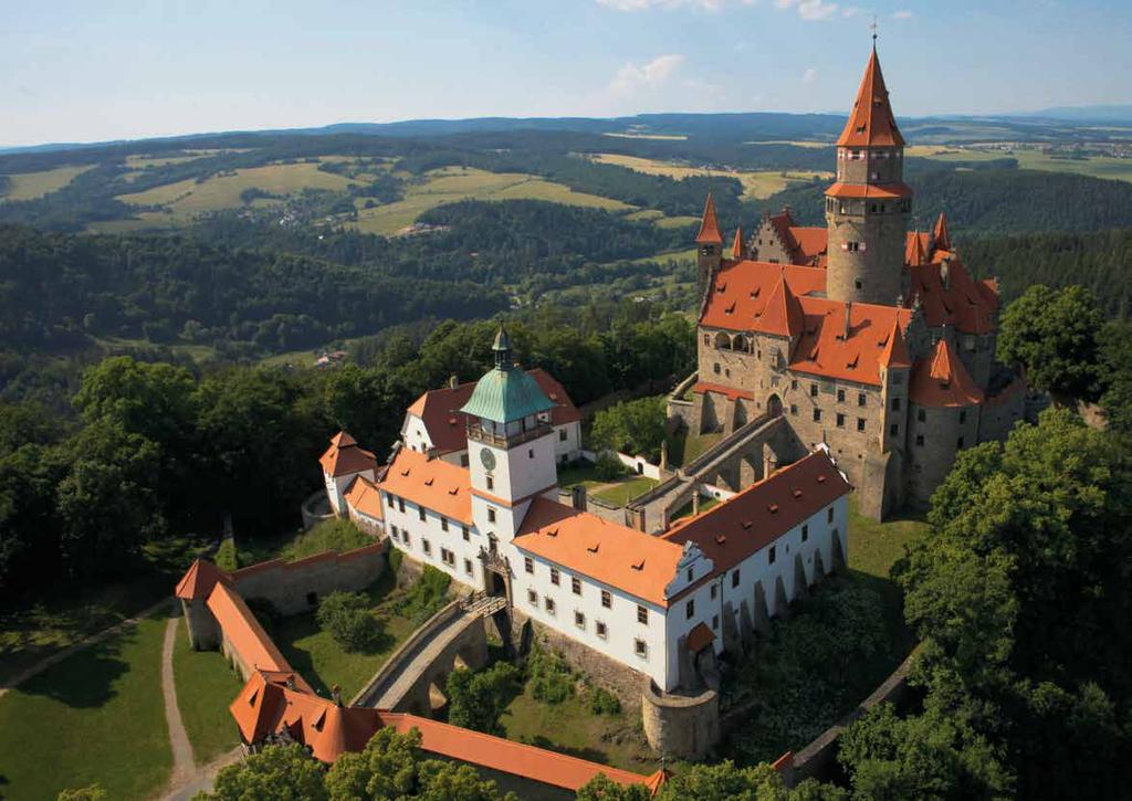 Střední Morava a Jeseníky Olomouc, UNESCO 18 Olomouc je po Praze nejrozsáhlejší památkovou rezervací v ČR.