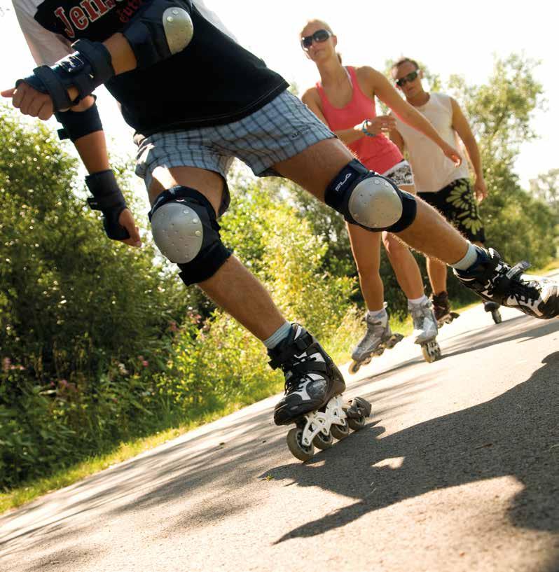 Východní Čechy Orlické cyklo a inline království Území protkané hustou sítí cyklotras a cyklostezek různých náročností, které ocení všichni milovníci cyklistiky a inline bruslí.