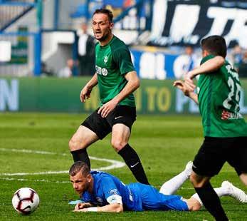 32 FORTUNA:LIGA GÓLOVÁ JÍZDA Derby bez brankostroje SOUTĚŽ AKTIVITY GÓLU (gól - 2 body, asistence - 1,5 bodu) 51 Nikolaj Komličenko (Ml.