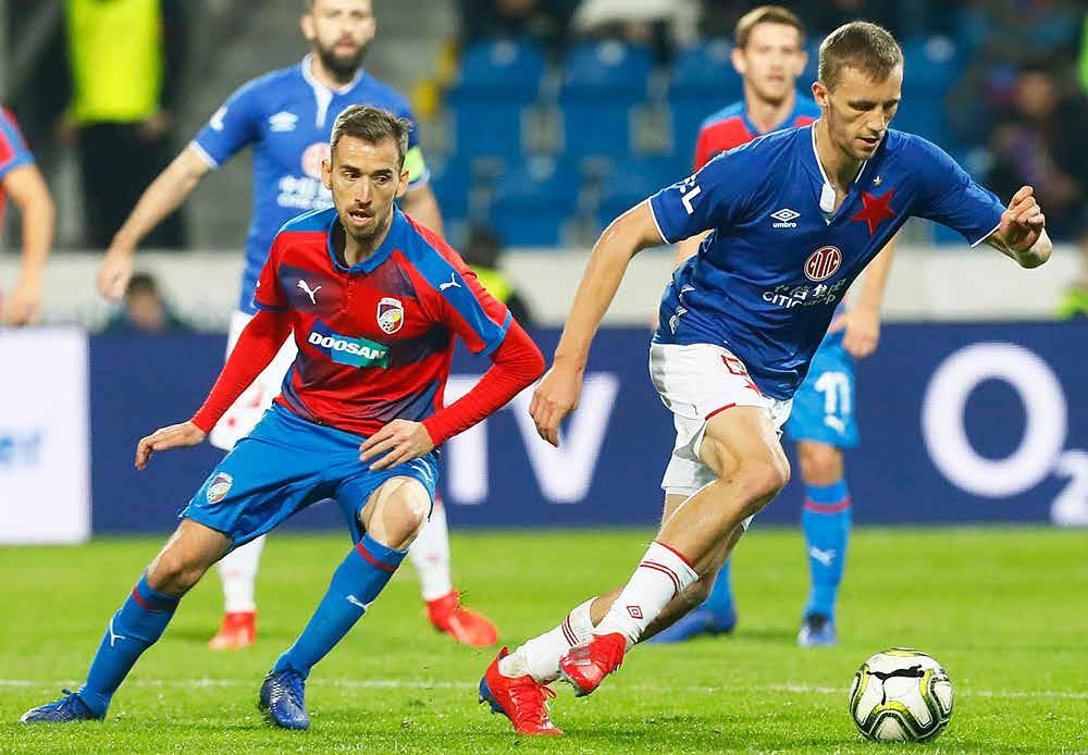 36 AKTUÁLNĚ AKTUÁLNĚ 37 Pojďme si zaspekulovat o nadstavbě! DERBY SLAVIE SE SPARTOU BUDE NA PROGRAMU V POSLEDNÍM KOLE NADSTAVBY.