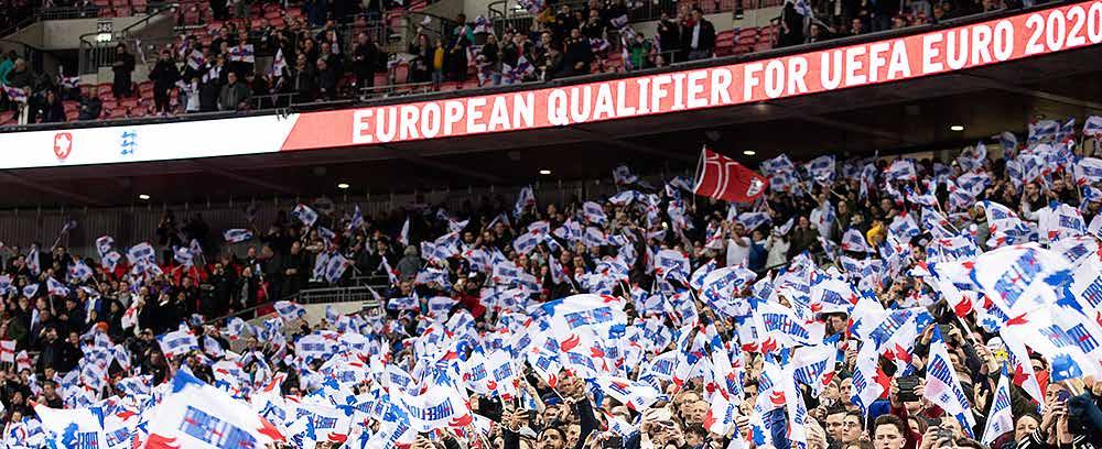 Předprodej lístků pro veřejnost na červnové kvalifikační zápasy české fotbalové reprezentace proti Bulharsku a Černé Hoře začne v pondělí 6. května.