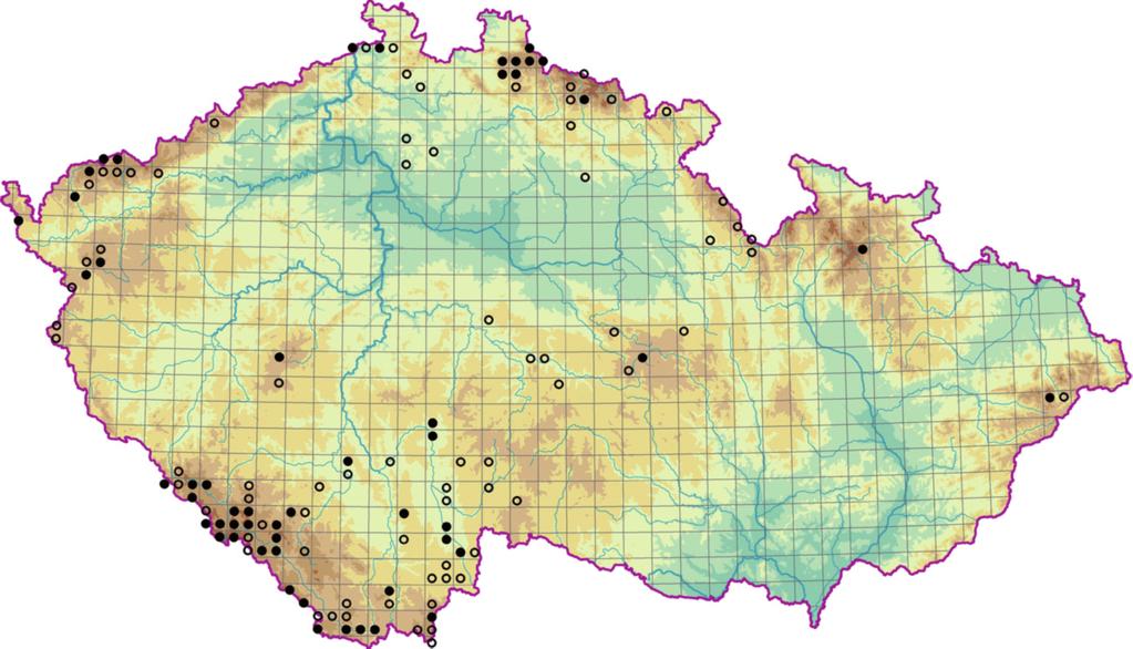 Boreokontinentální jehličnaté lesy (Vaccinio-Piceetea) 400 m 2. Bohatě je vyvinuto mechové patro, jehož pokryvnost zpravidla přesahuje 50 %.