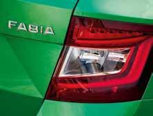 Poprvé FABIA nabízí LED přední světlomety, LED zadní skupinové svítilny a osmnáctipalcová kola z lehké slitiny dostupná pro karosářskou  Designéři dali nový ráz sdruženému panelu přístrojů a přidali