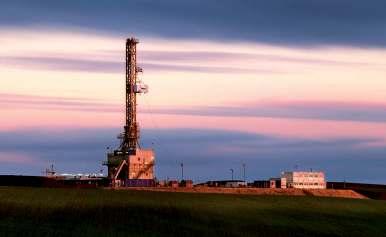 Tyto systémy nazývané také EGS (Enhanced Geothermal System) nebo Hot Dry Rock představují obrovský potenciál a energetickou šanci pro většinu zemí světa.
