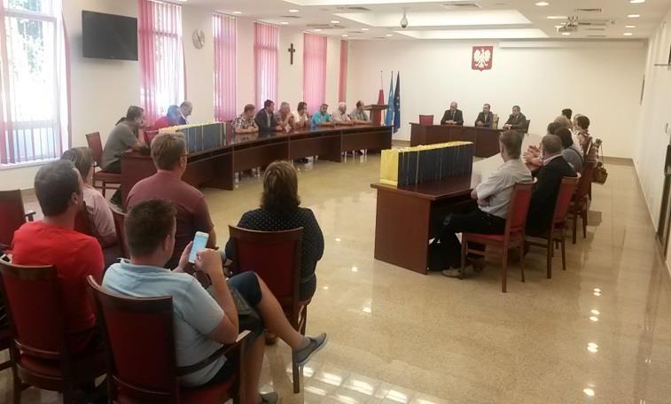 Dalším zdrojem jsou případné dotace, které SOMU získá v rámci dotačních titulů vyhlašovaných Ministerstvem pro místní rozvoj, Olomouckým
