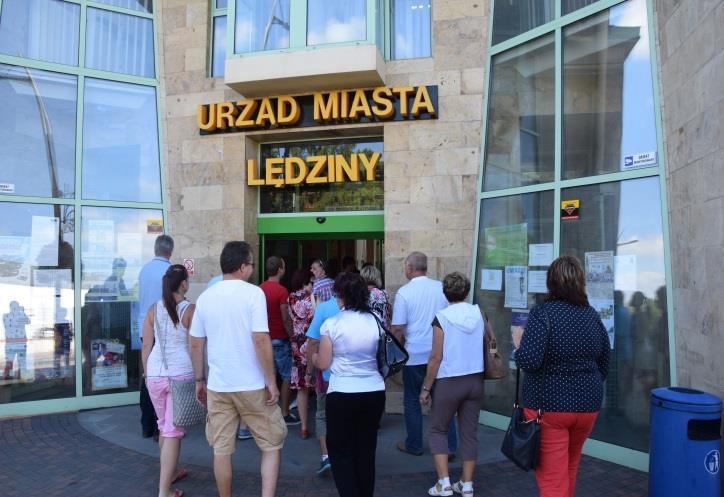 Vlastní podíly k takto získaným dotacím jsou hrazeny ze společných prostředků SOMU případně mimořádnými příspěvky obcí.