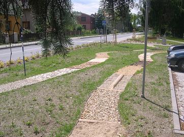 na budově zubního střediska ve Šternberské ulici a na budově ZŠ Haškovy. Z Integrovaného reg. operačního programu bude spolufinancována stavba dvou významných úseků cyklostezek. Cyklostezka Uničov, m.