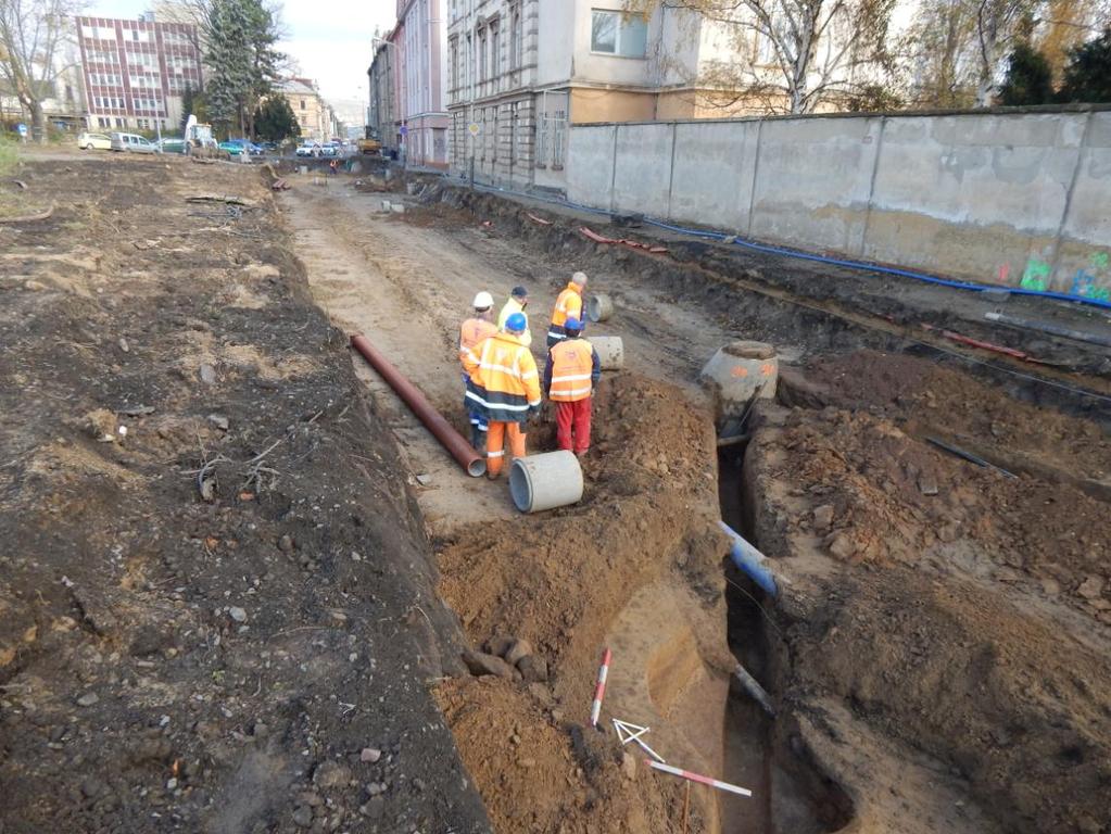 zásahem (foto a kresba A. Káčerik). Obr. 03.