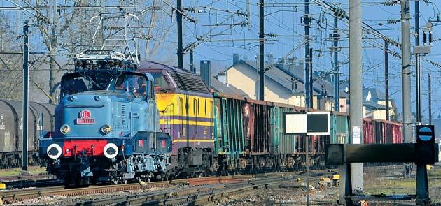 Cargovák Únor 2019 7 Železnice v Evropě 22. díl (Lucembursko) Ze zahraničí Lucembursko je rozlohou malou (2 586 km 2 ), avšak velmi vyspělou zemí. Žije zde necelých 600 tisíc obyvatel.