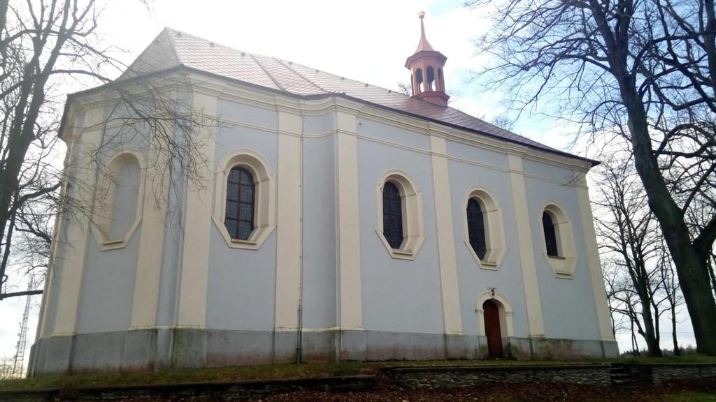 12.6. Kostel sv. Vavřince u Domažlic 12.6.1. Průzkum stavby Historie Kostela Kousek od města Domažlic se nachází na kopci zvaném Veselá hora kostel sv. Vavřince. Podle pověsti byl kostelík založen knížetem Boleslavem v 10.