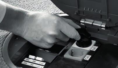 04 Začátkem roku 2006 převzala společnost OBO Bettermann divizi Cable Management firmy Ackermann. Tím rozšířila své odborné kompetence v oblasti podlahových systémů a systémů pro ukládání vedení.