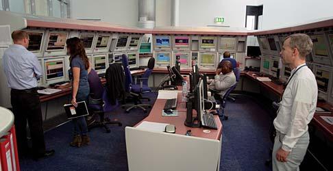 EXPERIMENTÁLNÍ 2,5MINUTOVÉ SNÍMÁNÍ DRUŽICEMI MSG Martin Setvák, Český hydrometeorologický ústav, družicové oddělení, Generála Šišky 942, 143 00 Praha 4 Experimental 2.