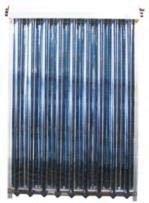při osvitu 1000 W/m 2, pro instalaci na stojato, rozměry 197 x 135 x 14 cm, 9 "" trubic s reflektorem s vysoce odrazivým povrchem, objem kapaliny 1,37 l, stříbrný rám, borosilikátové sklo, připojení