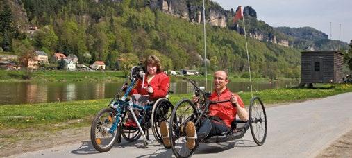 MIT DEM FAHRRADBUS AUF DEN BERG CYKLOBUSEM NA KOPEC BARRIEREFREI UNTERWEGS NA CESTÁCH BEZ BARIÉR Bis zu 20 Räder haben auf den Hängern Platz Neben dem Elbradweg bietet unsere Nationalparkregion viele