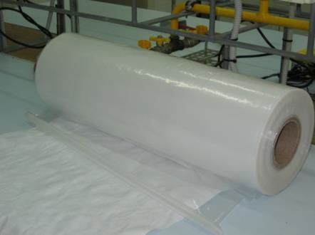 : Properties of polyethylene films with incorporated benzoic anhydride and/or ethyl and propyl esters of 4-hydroxibenzoic acid and their suitability for food packaging.