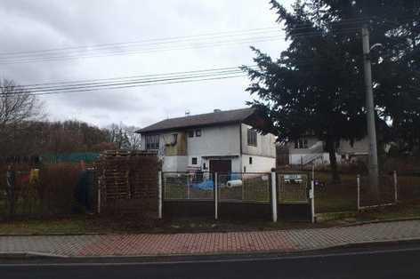 ZNALECKÝ POSUDEK č. 4033/13/2019 O ceně obvyklé rodinného domu čp. 81, který je postavený na stavební parcele č. parc. 99 a jiné stavby bez čp./če. postavené na stavební parcele č. parc. 109 v obci Hořovičky, katastrální území Hokov.
