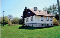 budova s rozsáhlými pozemky o celkové ploše 15 365 m 2 se nachází v obci Seč u Brandýsa nad Orl.
