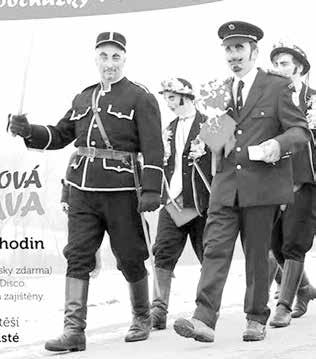 RADY K NEZAPLACENÍ Poradíme vám, jak se zbavit nepříjemného oparu jednou provždy RECEPTY NA VÍKEND Vyzkoušejte skvělé penne s lilkem STR. 15 STR.