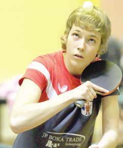 ARMSPORT: Dušan Tesařík a Martin Vodák si pozlatili Golemovu ruku STR. 18 FUTSAL: Bazooka nemá z,,anglického týdne STOLNÍ TENIS: Extraligové Hlučanky mají po sezoně, ani bodík STR.