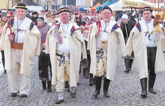 Dokonce jsme společně vystupovali v roce 1987 v Moskvě na velkém festivale, kde každá kapela odehrála deset vystoupení ve velké hale v Lužnikách.