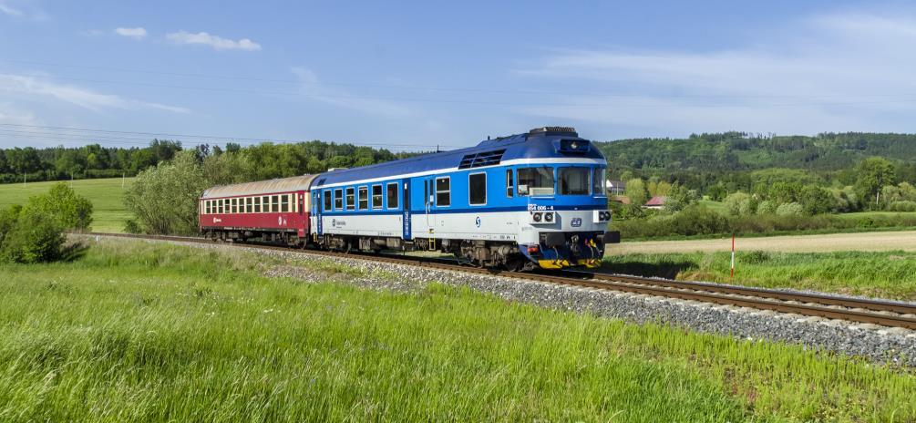 Výlety do všech směrů Spěšný vlak Český ráj Praha Nymburk Kopidlno Turnov Vlaky