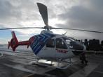 Výjezdová skupina LZS Kromě pilota ve vrtulníku létá zdravotnická posádka tvořená lékařem a záchranářem.