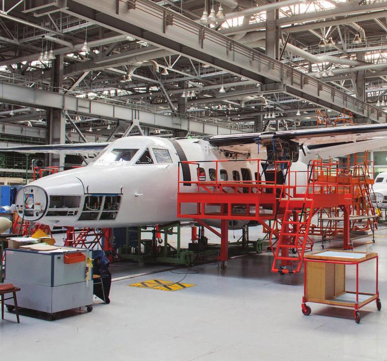 AIRCRAFT INDUSTRIES a.s. Na Záhonech 1177, 686 04 Kunovice let@let.cz, +420 572 818 111 www.let.cz Společnost Aircraft Industries, a.s. je největší český výrobce dopravních letounů s dlouholetou tradicí letecké výroby a počtem zaměstnanců kolem 1000 lidí.