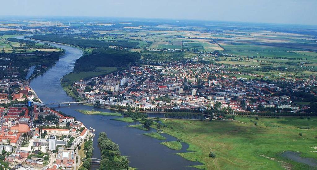 SŁUBICE VÁNOCE VE MĚSTĚ Słubice se nachází v západní části Lubuského vojvodství a mají zhruba 17 tisíc obyvatel.