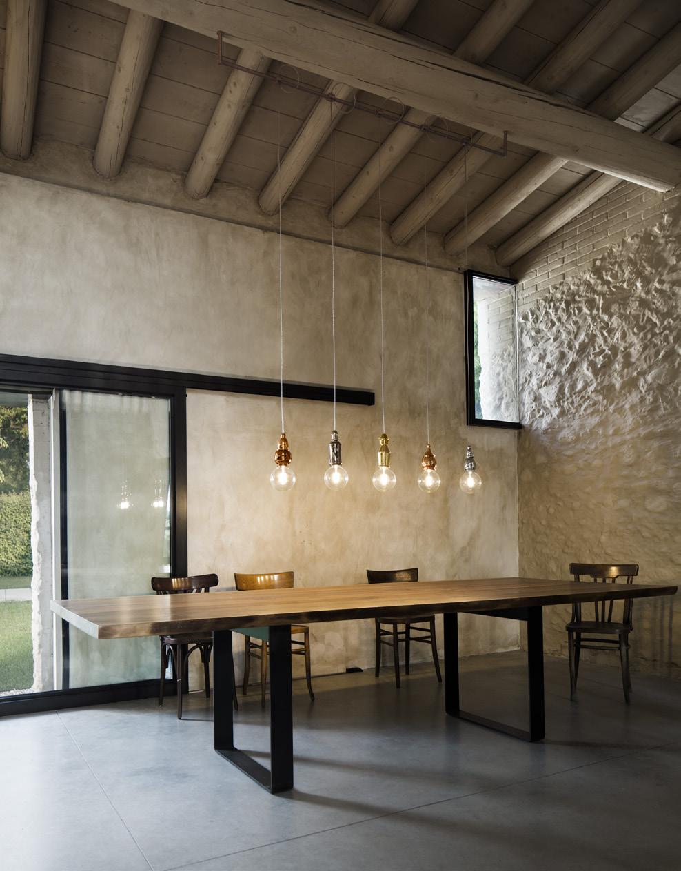 39 Insieme composto da: Set made of: 1) Art. AF1800/115 1) Art.