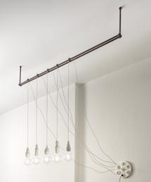 For eventual decentralization it s available the support in aged brass, to be ordered separately. Bulbs aren t supplied.