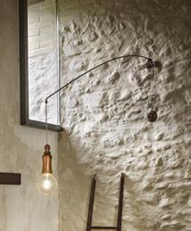 This solution is indicated to create, as desired, a line of pendants, on rigid support in antiqued brass which has standard dimensions 1800 mm. x 115 mm.