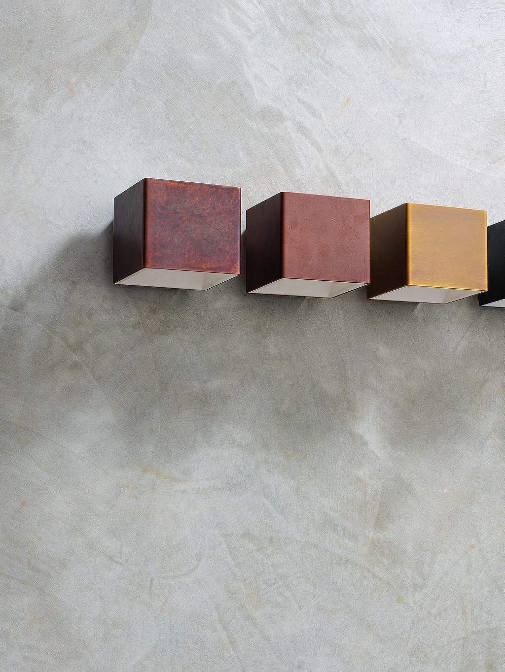116 Aldo Bernardi O Finitura ottone anticato Aged brass