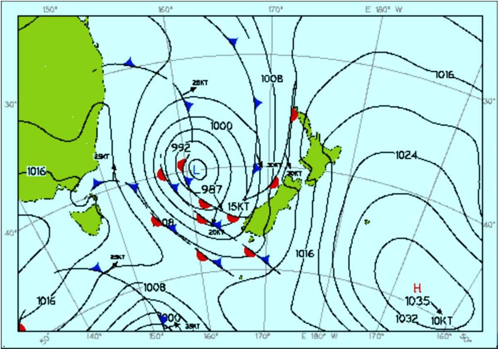 Problematika meteorologie Synoptická meteorologie Na úrovni makroměřítka se zabývá studiem atmosférických jevů a procesů. Zjištěné informace zakreslovány do synoptické (povětrnostní) mapy.