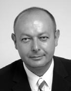 Dr. Ing. Vítězslav Hálek, MBA, Ph.D. Po absolvování Vysoké školy ekonomické v Praze působí souběžně na akademické půdě a v podnikové praxi, kde získal nesčetné zkušenosti z oblasti řízení ve všech jeho podobách.