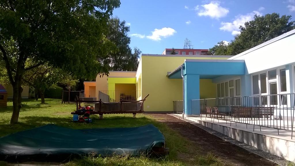 Informace pro ZM z jednání rady města a ostatní informace Zateplení MŠ realizace akce byla ukončena k 31.08.2015, termín byl proti původnímu o 1 měsíc prodloužen.