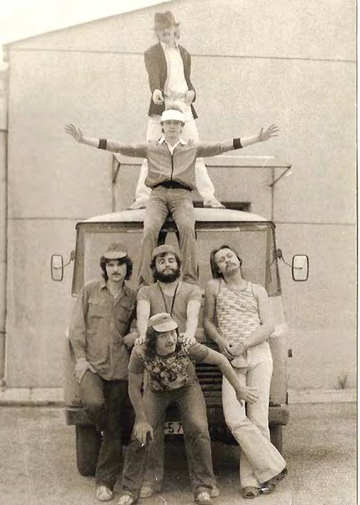 Místní legenda Quercus Jsme rádi, že můžeme našim čtenářům přiblížit historii jedné opravdové místní legendy, rockové skupiny Quercus.