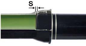 8. Kontrola během montáže a po skončení montáže Prostor mezi koncem trouby a koncem hrdla musí být v rozmezí (S)=5-10 mm.