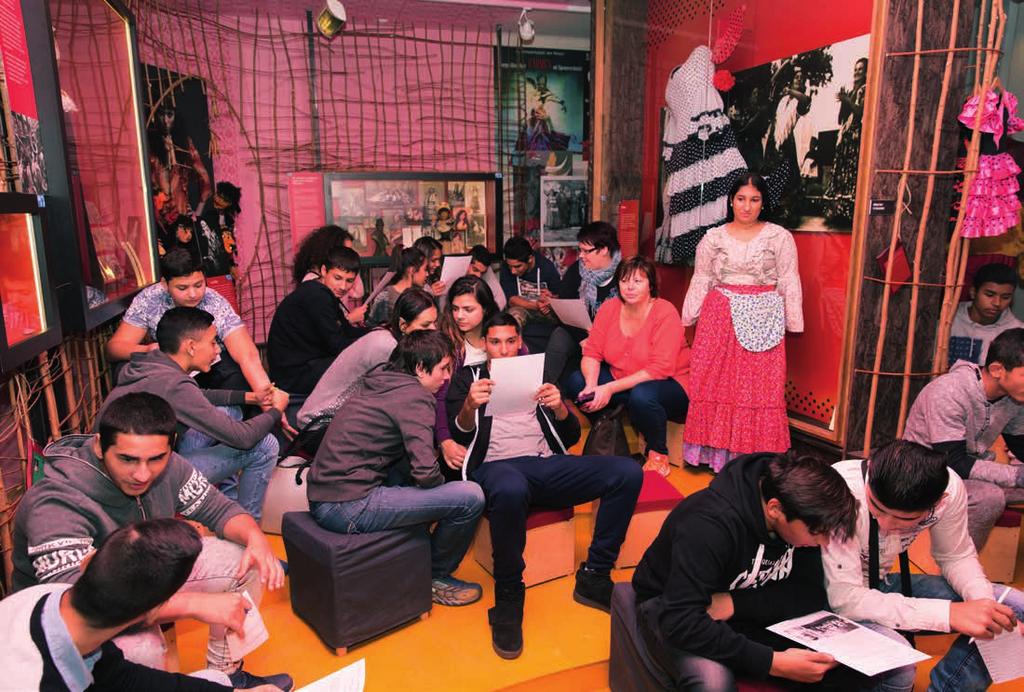 4 BULLETIN MUZEA ROMSKÉ KULTURY 26/2017 editorial 5 Editorial Program pro studenty v 5. sále stálé expozice MRK, 2017. Foto MRK - Adam Holubovský Vážení čtenáři, Připravili jsme pro vás 26.