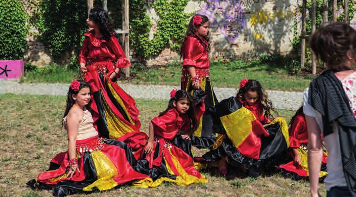 Festival ve své dramaturgii záměrně neakcentuje jednu linku, cíl, hledisko, ale profiluje se jako široká platforma pro různé aktivity, projekty, performance, diskuze apod.